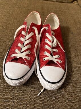 Women’s GLITTER size 10 Red Converse All Star Sneakers with White Accents